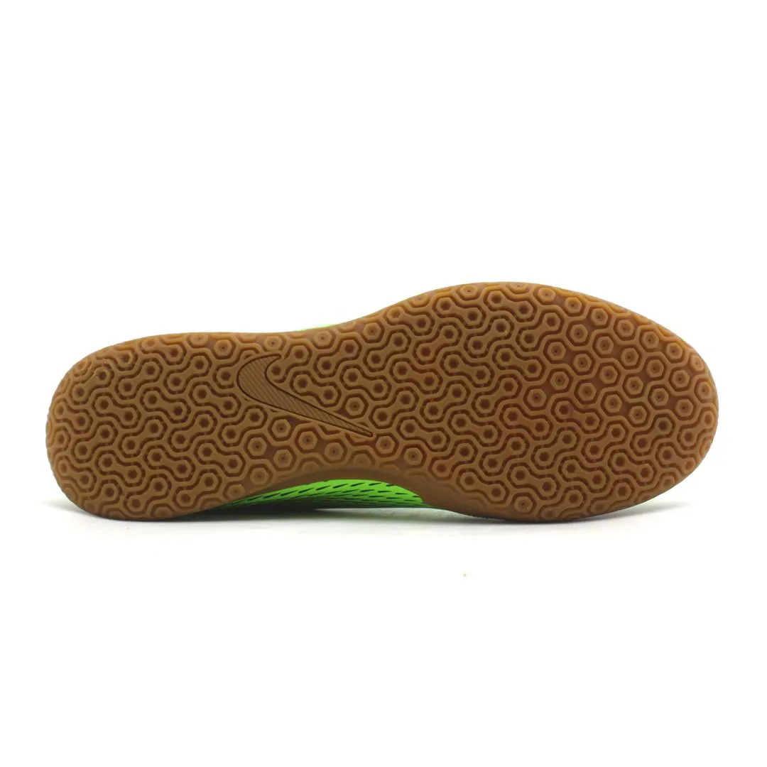 NIKE  BRAVATA II IC